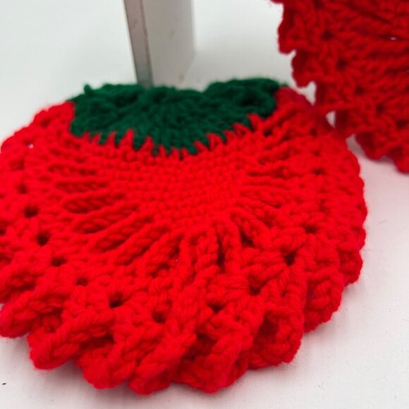 Vintage Handmade Crochet Strawberry Potholder Red Green Set of 2 handmade - Picture 2 of 6
